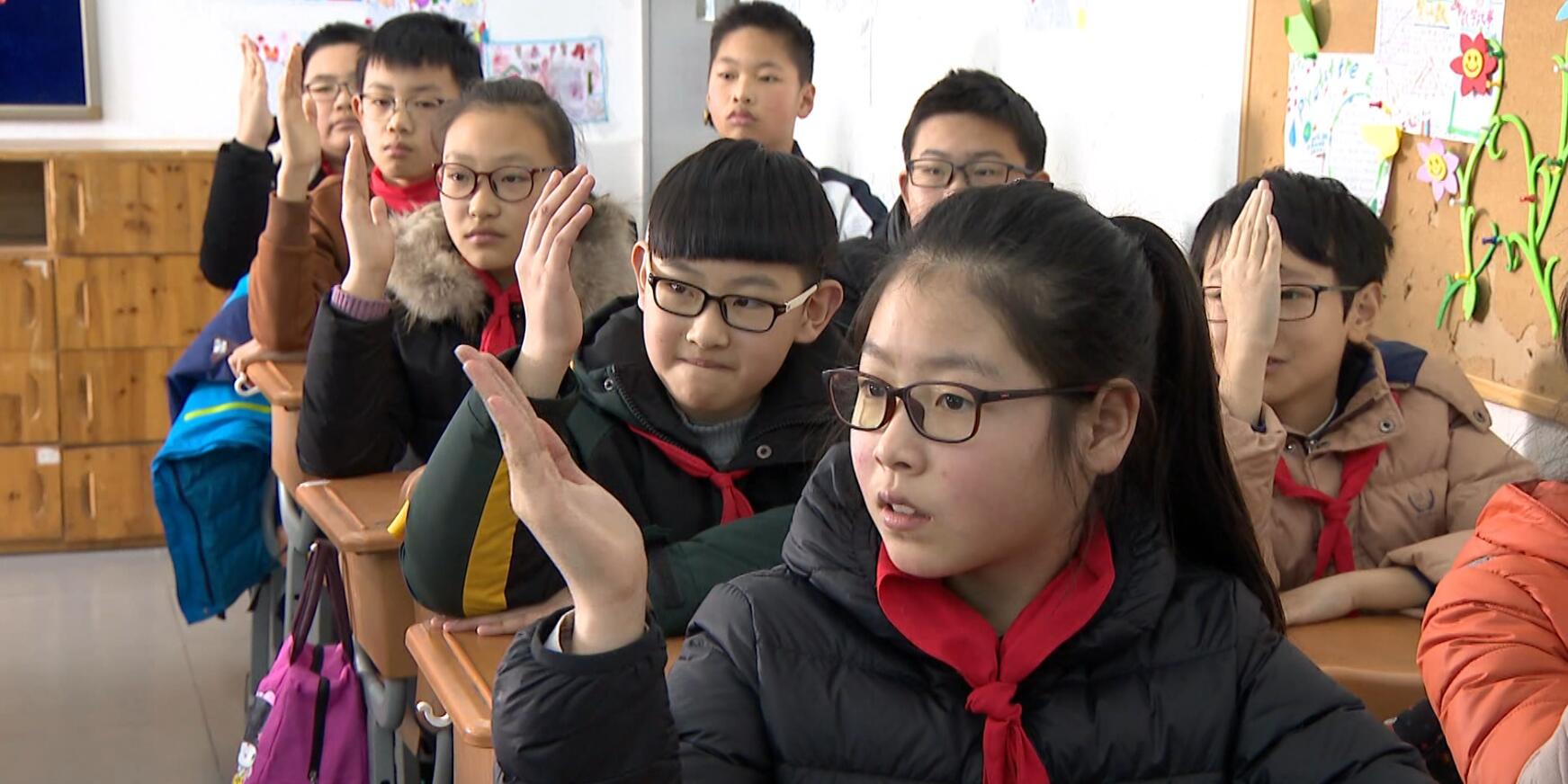 饮食调整助力近视防控：关键营养素与食物推荐