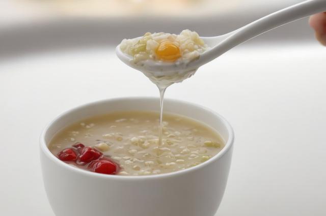 2023年燕窝市场趋势分析：消费者需求与行业动态